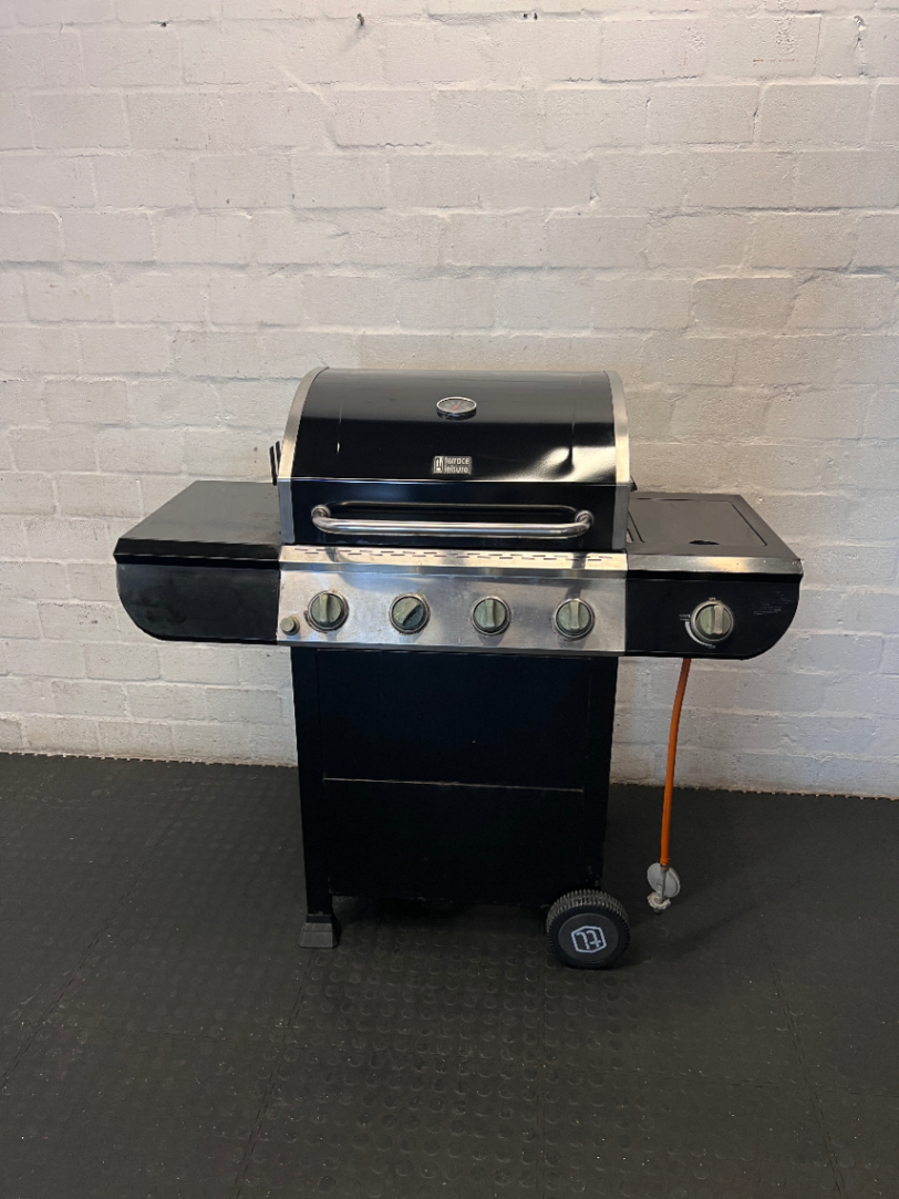 Terrace Leisure 4-Burner Gas Braai - Surface Rust & Wear - 2ndhandwarehouse.com