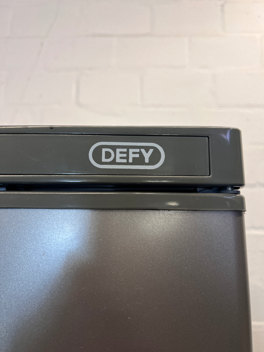 Silver Defy Double Door Fridge - Failed Testing / Needs Review - 2ndhandwarehouse.com