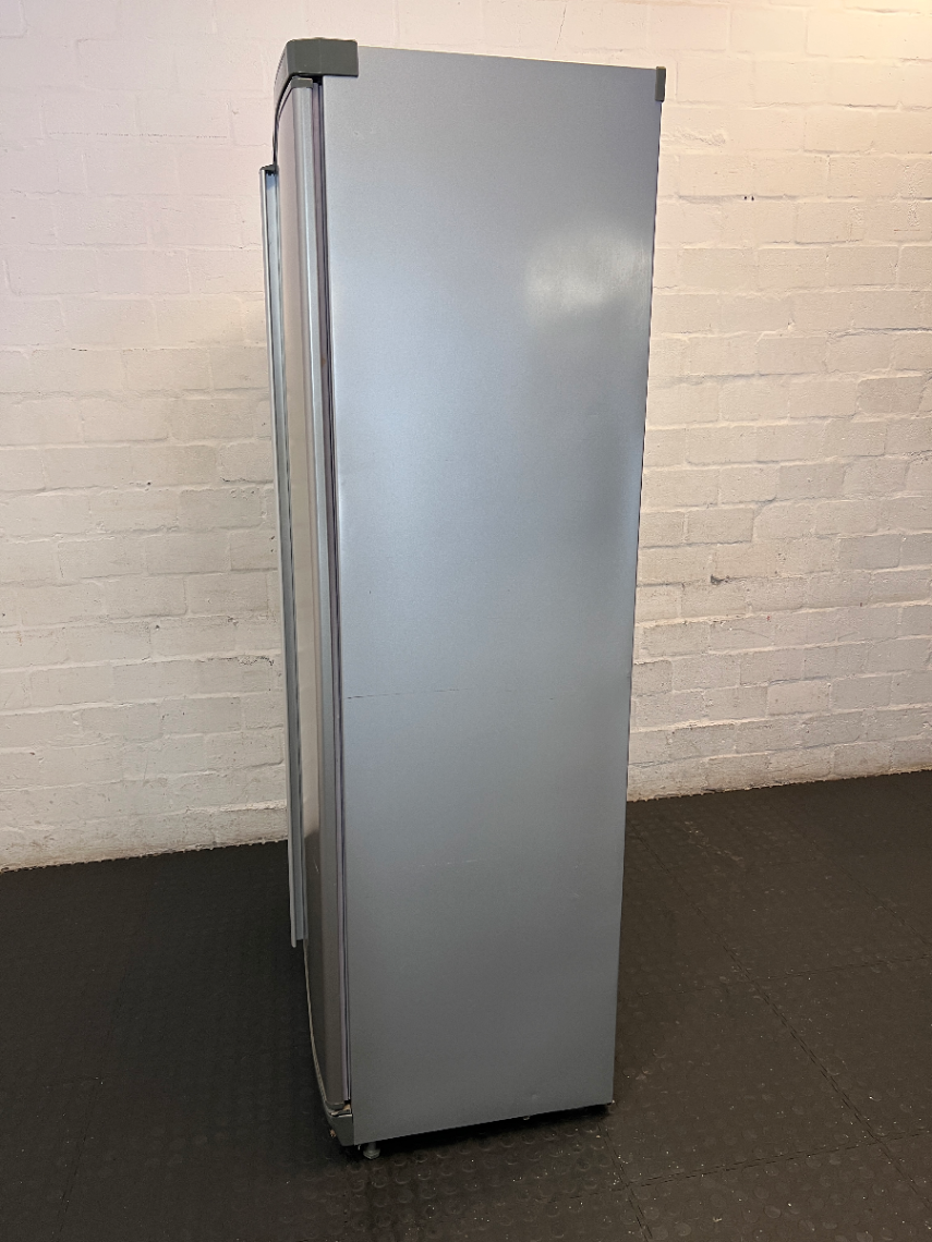 Silver Defy Double Door Fridge - Failed Testing / Needs Review - 2ndhandwarehouse.com