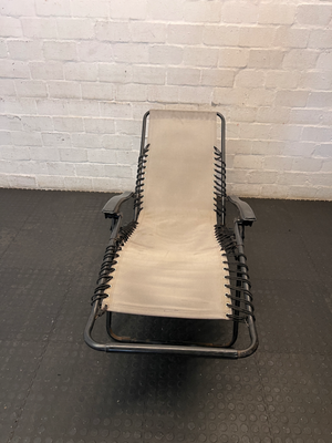 Folding Bungee Recliner Outdoor Chair in Tan and Black - 2ndhandwarehouse.com