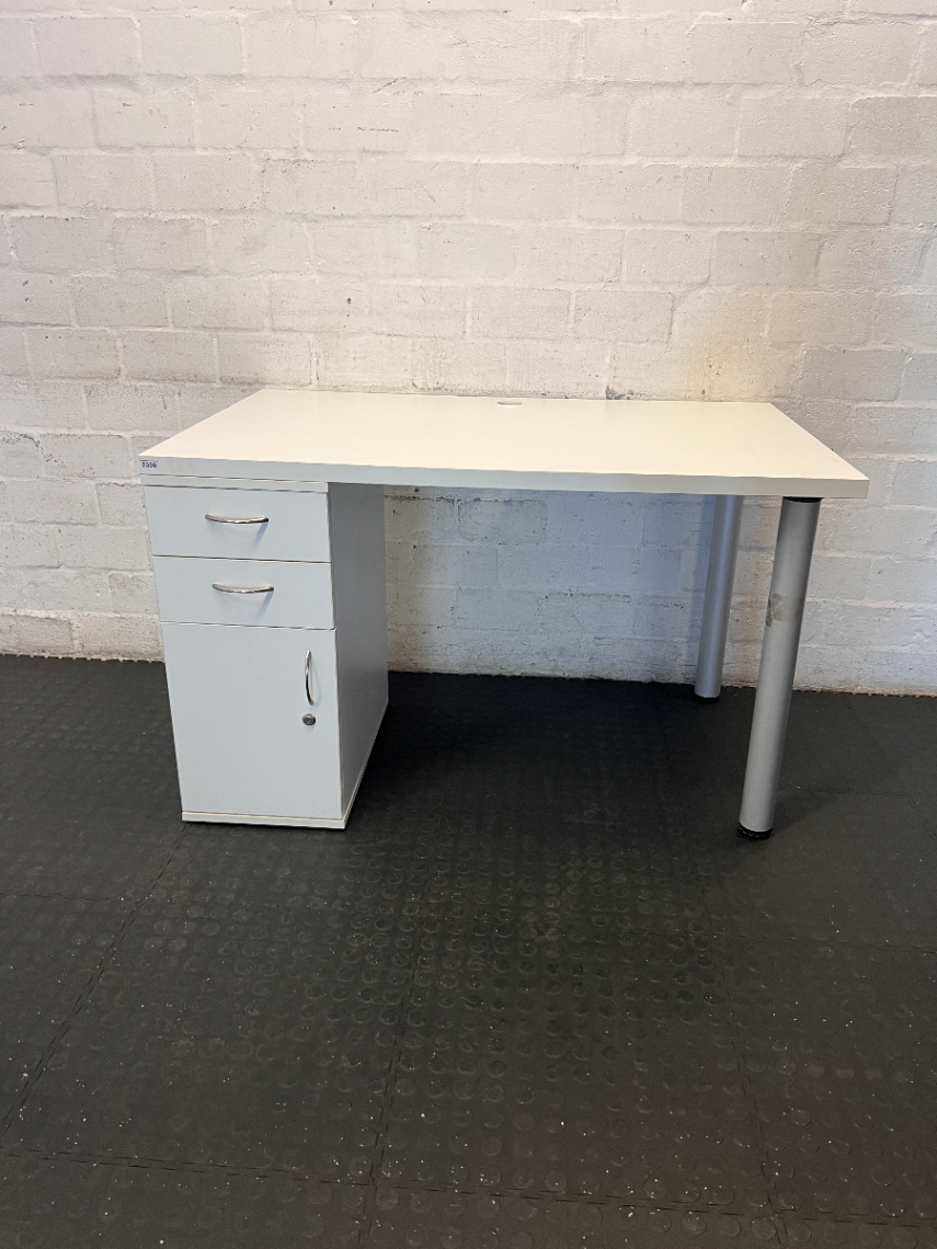Modern White Office Desk with Pedestal Drawers - 2ndhandwarehouse.com