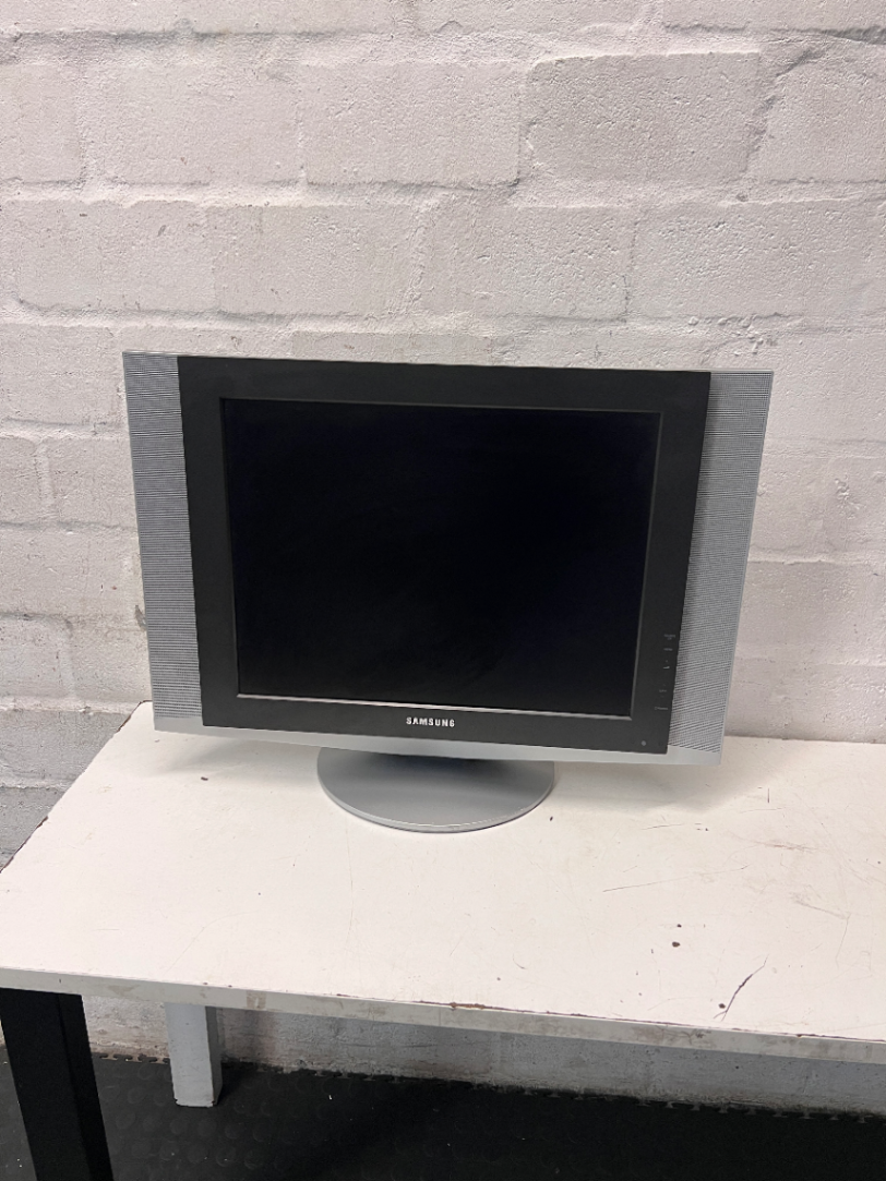 Samsung 20-Inch TV - Needs Review / Repair - 2ndhandwarehouse.com