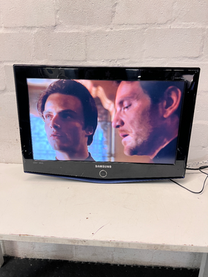 Samsung 29" LCD TV - No Stand, Fair Condition - 2ndhandwarehouse.com