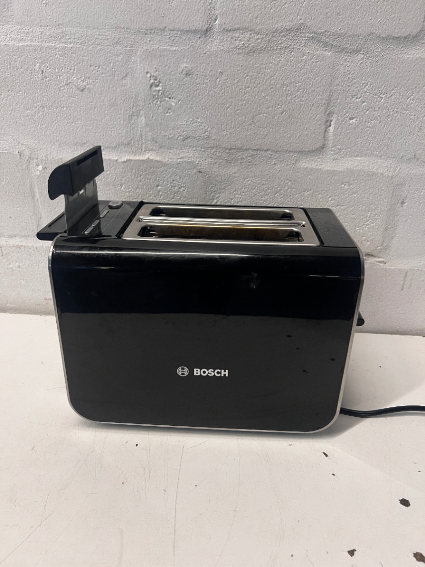 Black Bosch 2-Slice Toaster - Smudge Marks on Finish - 2ndhandwarehouse.com