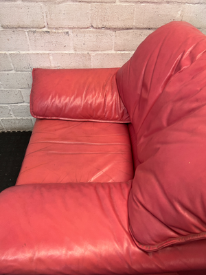 Pinkish-Red Leather 1 Seater Couch - Visible Wear - 2ndhandwarehouse.com