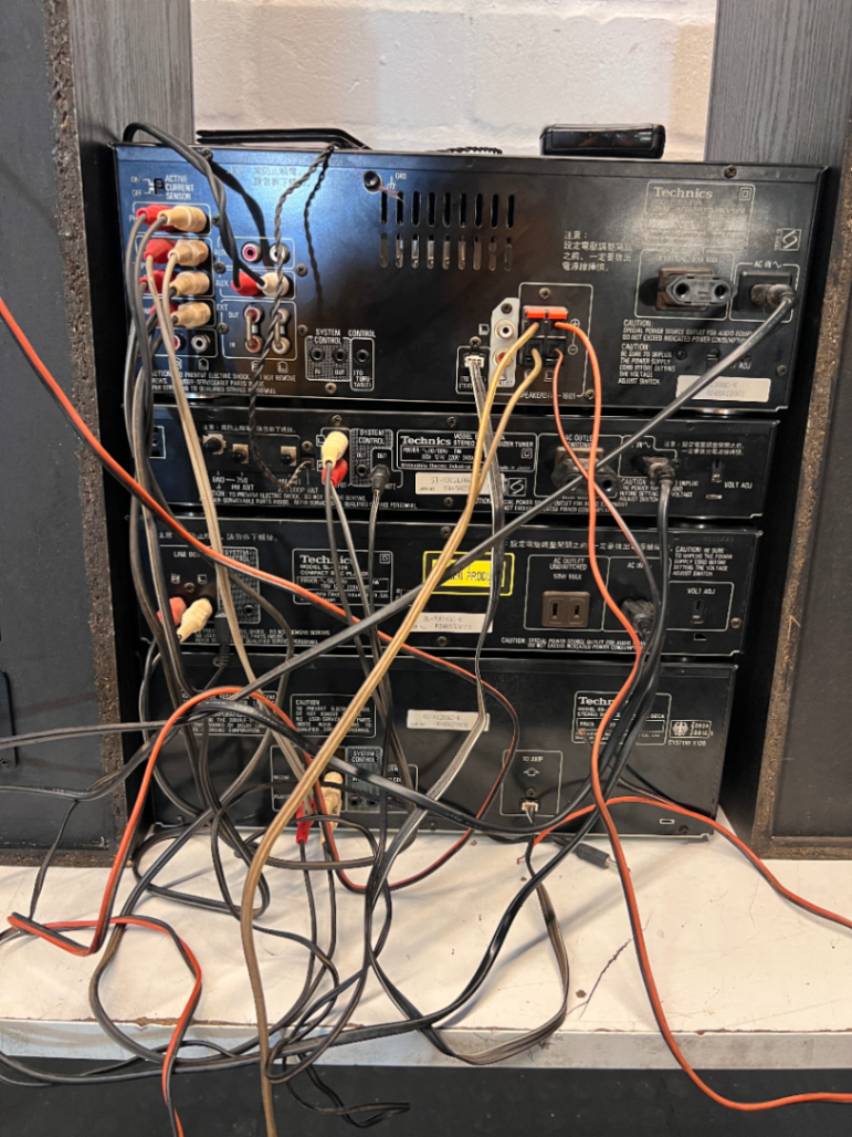 Technics Component Sound System with Four Speakers — Clean and Tested - 2ndhandwarehouse.com