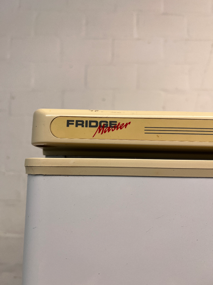 Fridge Master White Bottom Mount Fridge Freezer — Working Order with Scrapemarks in Freezer - 2ndhandwarehouse.com