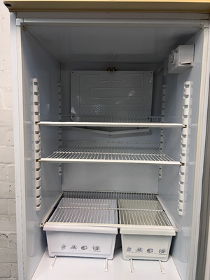 Fridge Master White Bottom Mount Fridge Freezer — Working Order with Scrapemarks in Freezer - 2ndhandwarehouse.com