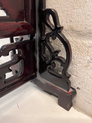 Ornate Oriental Style Standing Wooden Picture Frame - 2ndhandwarehouse.com