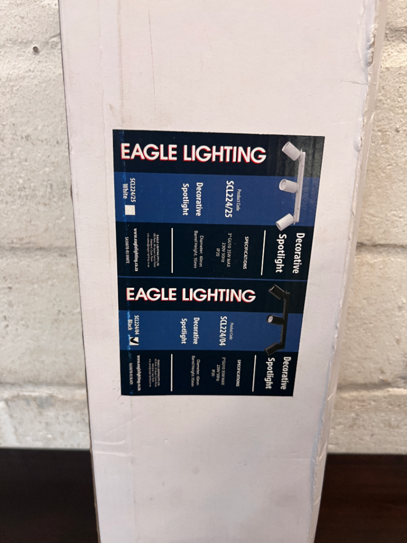 Eagle Lighting Matt Black 3-Light Spotlight Fixture — Unused in B - 2ndhandwarehouse.com
