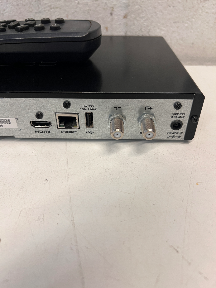 DStv HD PVR Decoder with Remote Control — Operational with Missing Power Adapter and Casing D - 2ndhandwarehouse.com