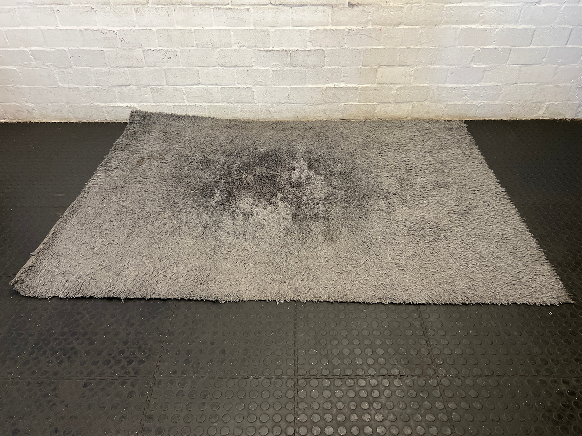 Charcoal Grey Shaggy Living Room Rug (230cm x 160cm) - 2ndhandwarehouse.com