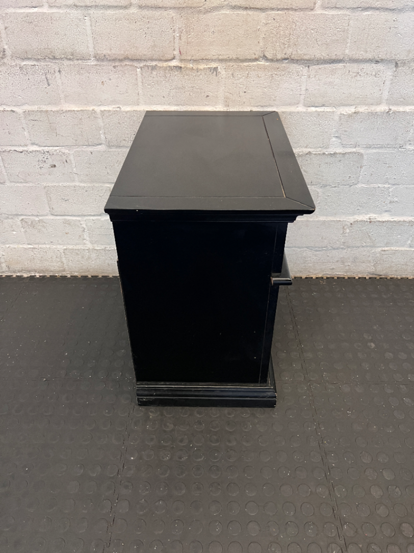 Pair of Black Lattice-Door Bedside Tables - Minor Edge Wear - 2ndhandwarehouse.com