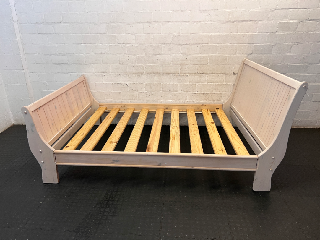 White-Wash Wooden Double Bed Frame with Slats - Fair Condition - 2ndhandwarehouse.com