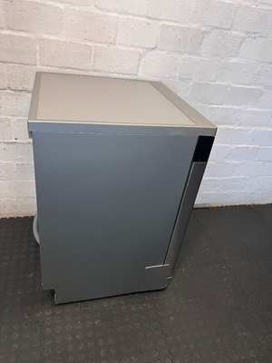 Whirlpool 13-Place Dishwasher in Silver Stainless Steel - 2ndhandwarehouse.com