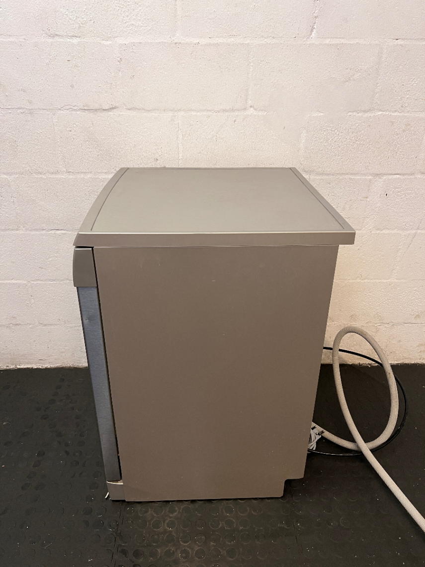Bosch Serie 2 Silver Freestanding Dishwasher — Clean and Tested - 2ndhandwarehouse.com