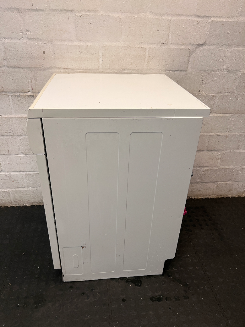 White Bosch Freestanding Dishwasher — Working Order with Damaged Rope - 2ndhandwarehouse.com