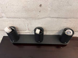 Eagle Lighting Matt Black 3-Light Spotlight Fixture — Unused in B - 2ndhandwarehouse.com