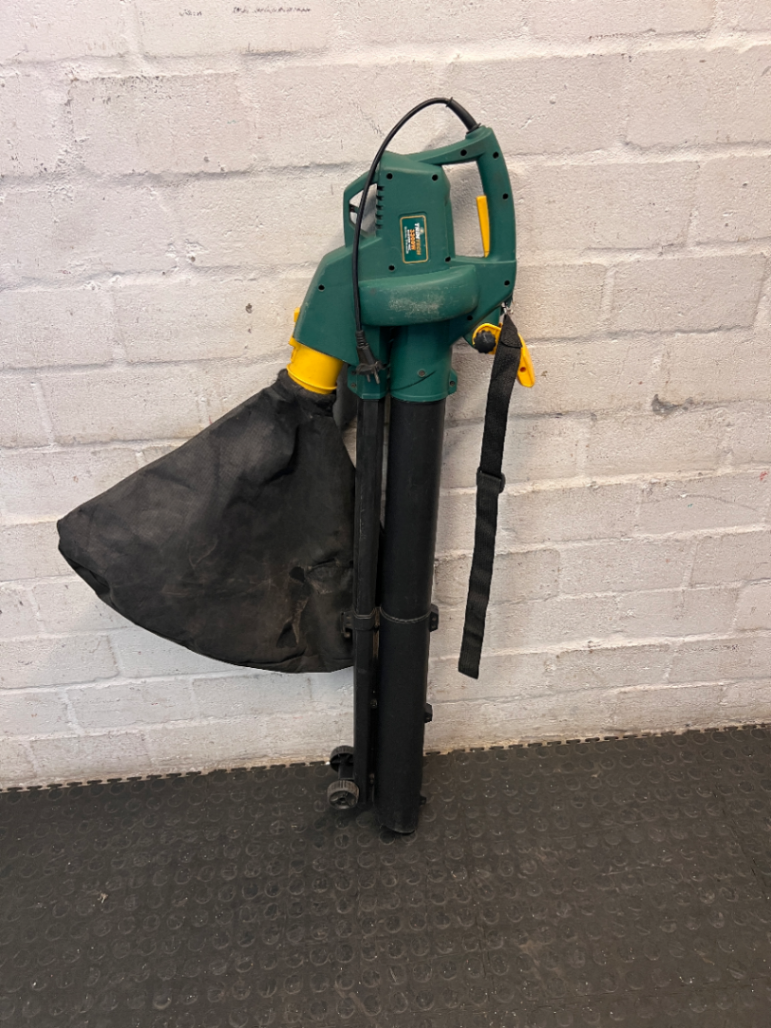 Trimtech 3300W Electric Leaf Blower & Vacuum