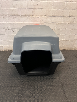 Two-Tone Plastic Dog Kennel with Textured Roof — Fair Used Condition