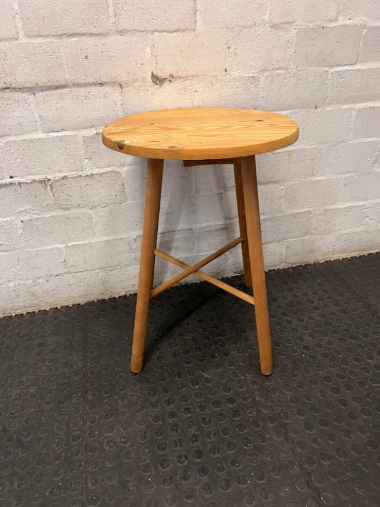 Round Natural Wood Side Table with Tapered Legs — Used; Fair Condition