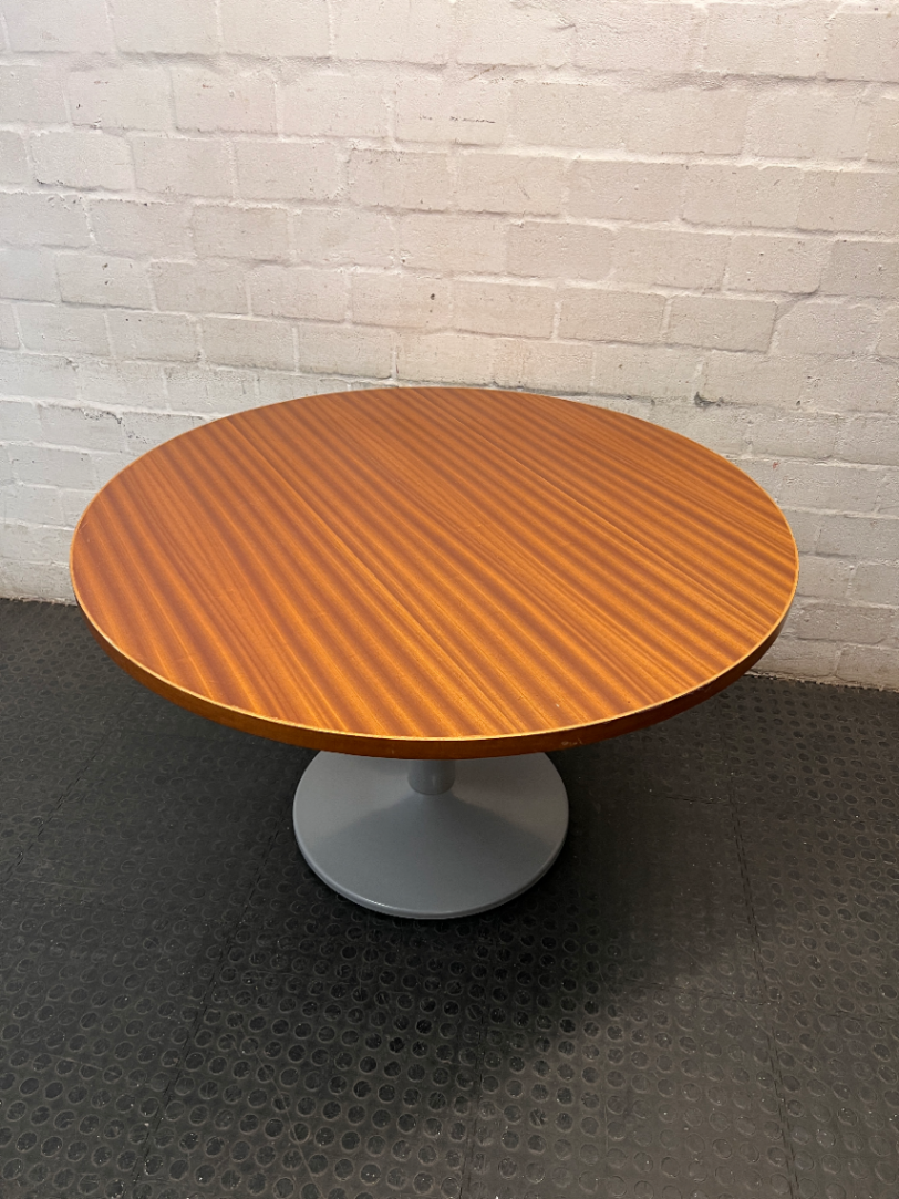 Round Wood Top Table with Metal Pedestal Base — Good Working Order