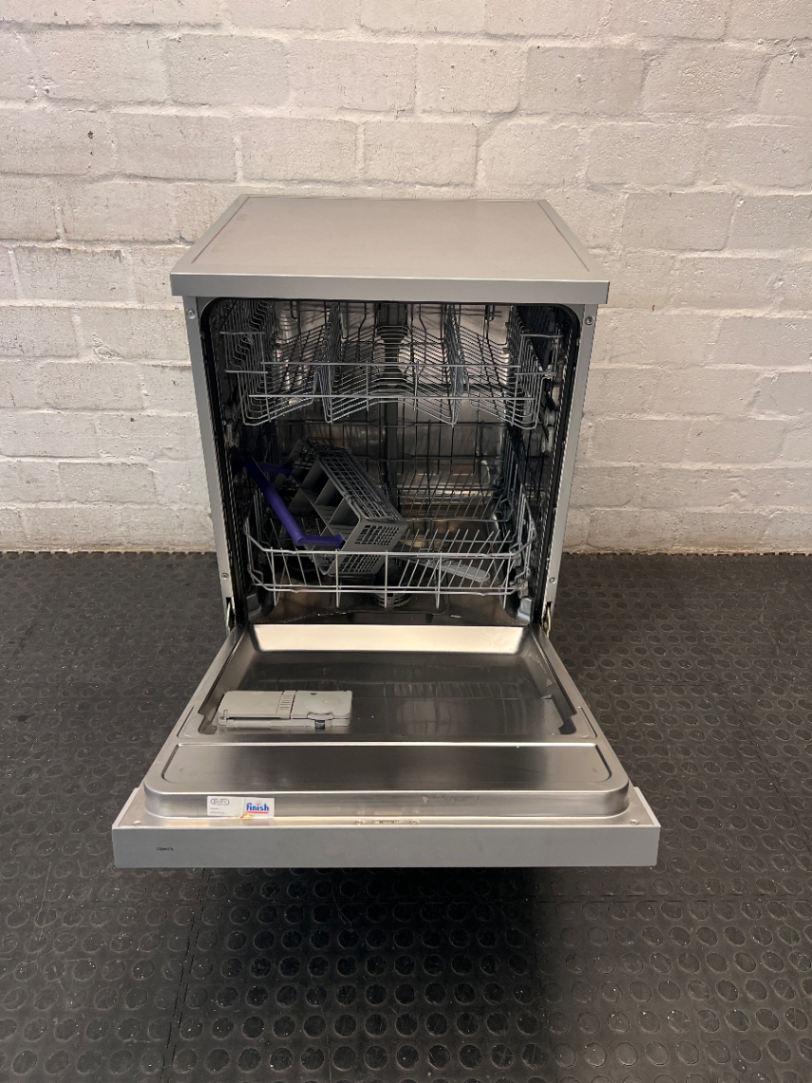 Defy Eco Silver Dishwasher — Working Well with Signs of Heavy Use