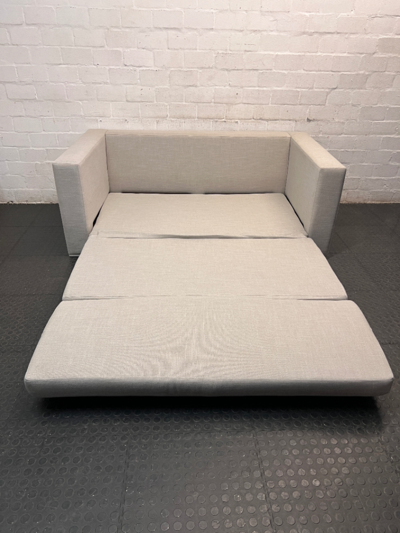 Zorora Fabric Charlie Sleeper Couch in Beige — Good Working Order