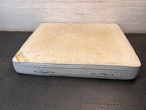 Sealy Posturepedic Crown Jewel Bamboo Queen Mattress — Surface Discolouration