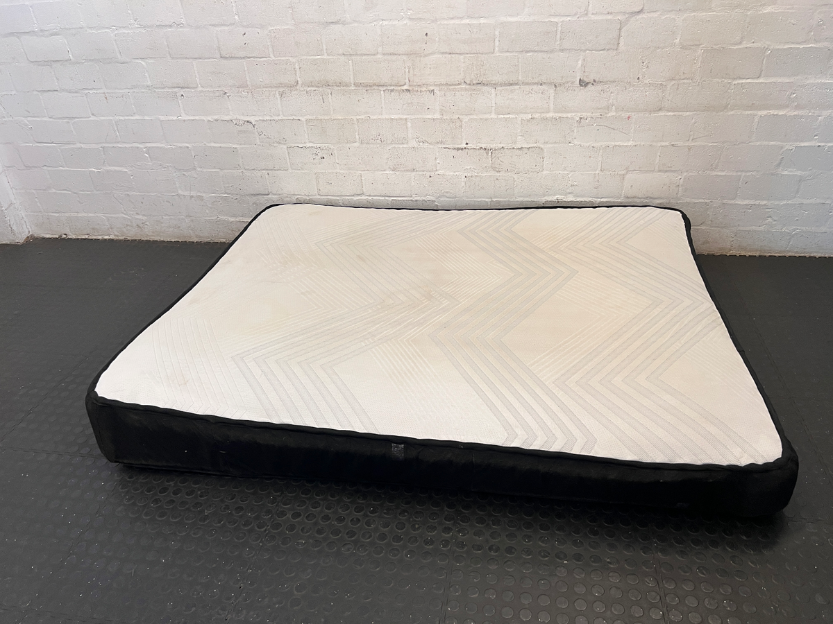 Queen Size Mattress with Chevron Detail - 2ndhandwarehouse.com