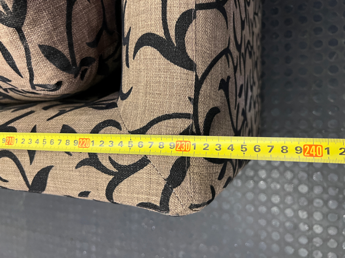 Contemporary Patterned Three-Seater Couch in Mocha & Black - 2ndhandwarehouse.com