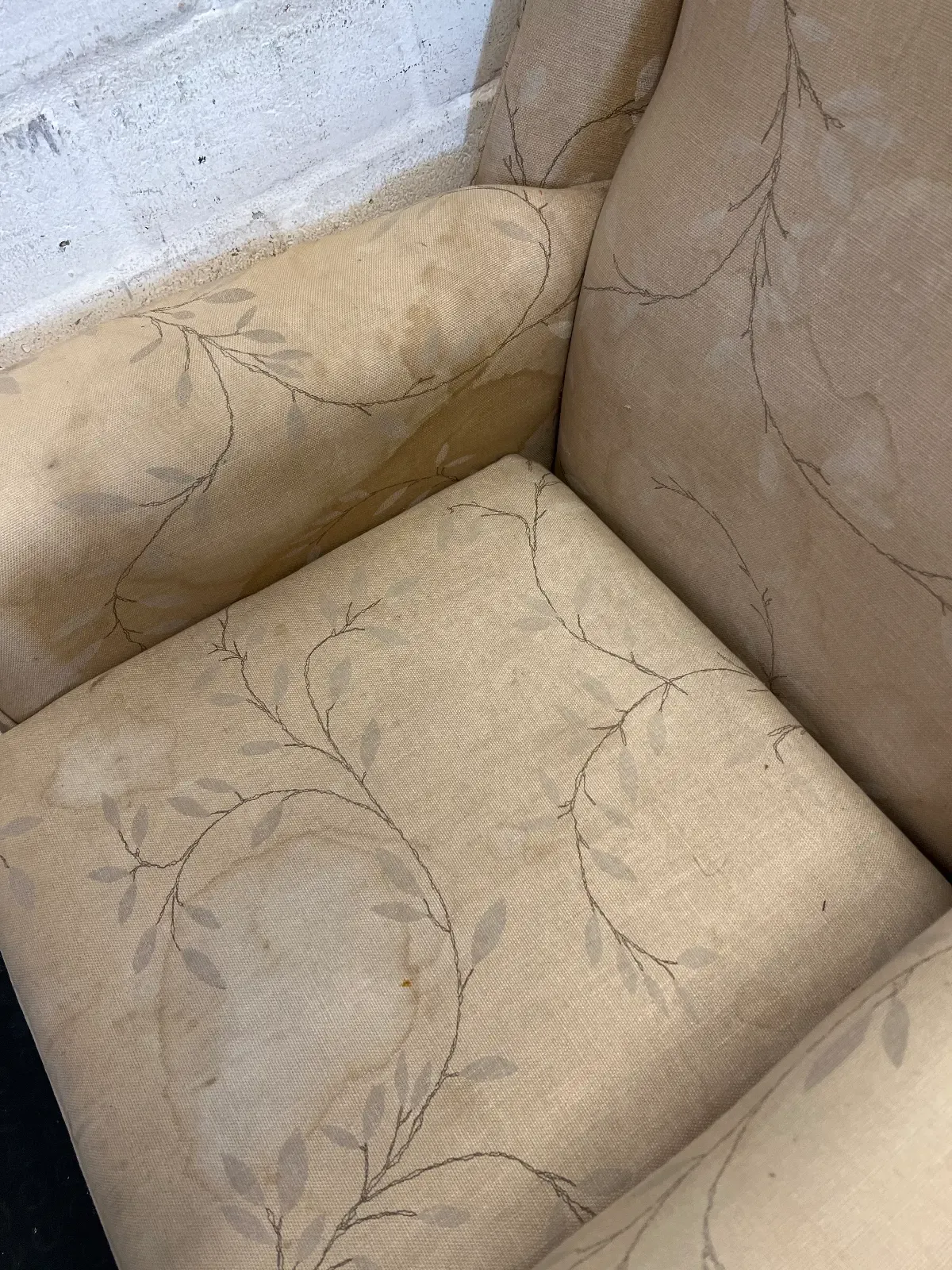 Vintage Style Fabric Wingback Chair with Leaf Pattern - 2ndhandwarehouse.com