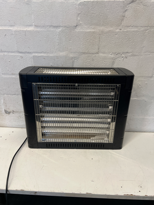 Luxell 2400W Quartz Heater - Fair Condition - 2ndhandwarehouse.com