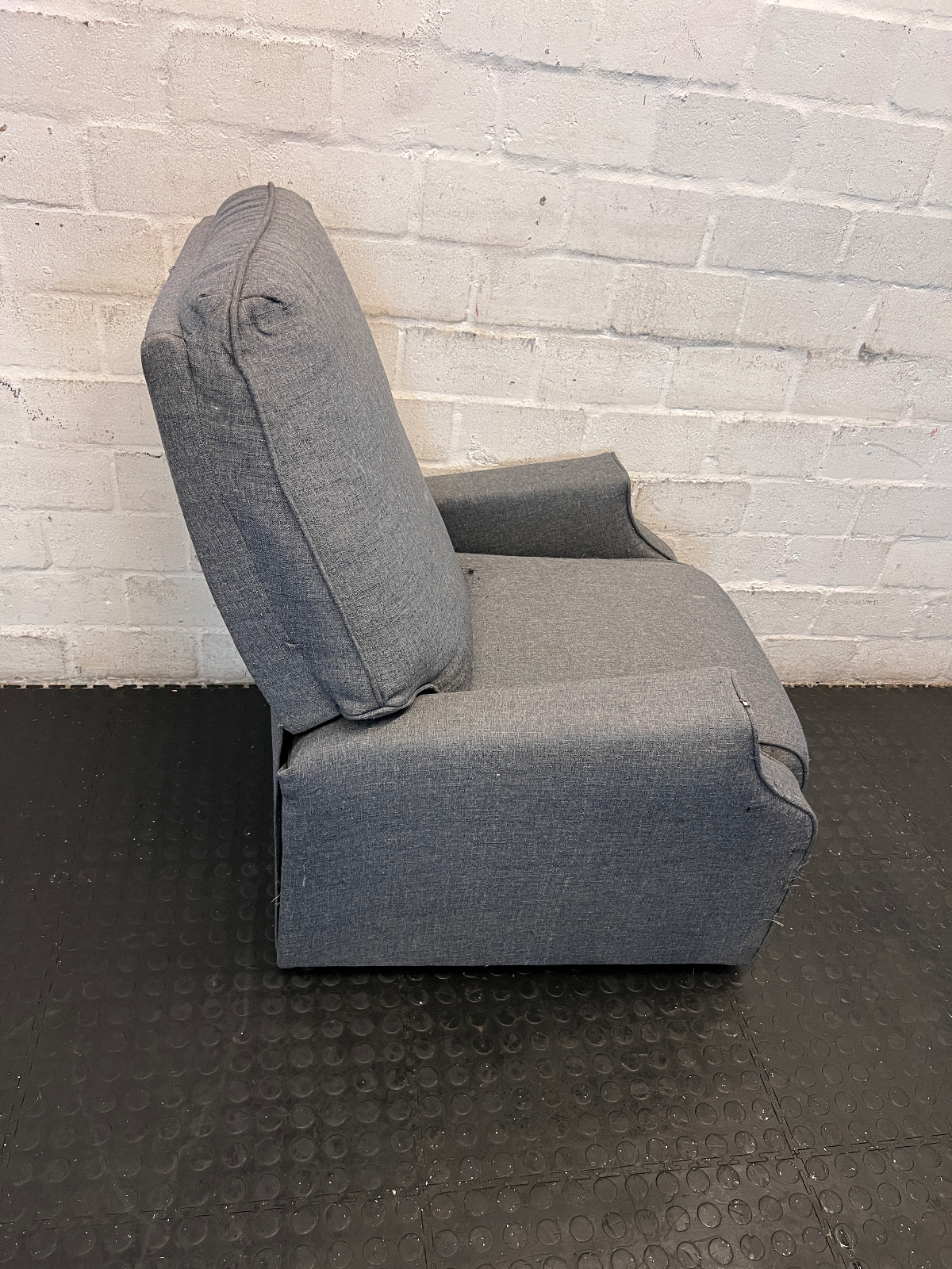 Lazy Boy Grey Fabric Recliner Armchair - Well Used - 2ndhandwarehouse.com