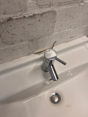 Large Ceramic Bathroom Basin - Used Fair Condition (No Tap) - 2ndhandwarehouse.com