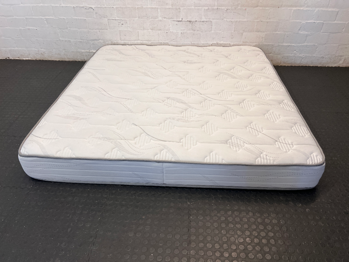 Dunlopillo King Size Go Bluebird Mattress — Clean Condition — Mattress Only - 2ndhandwarehouse.com