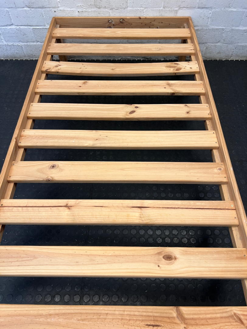 Classic Wooden Slatted Single Bed Frame — Great Condition - 2ndhandwarehouse.com