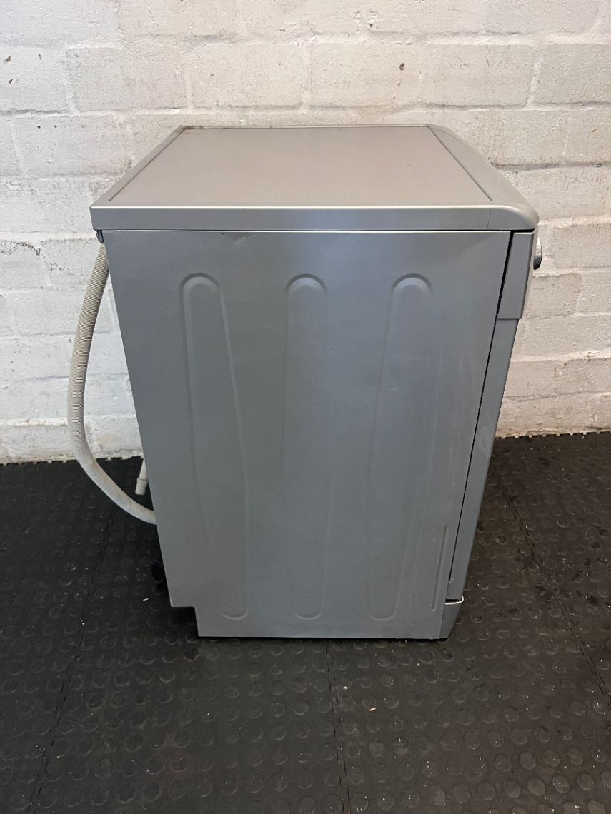 Silver Defy Freestanding Dishwasher — Working Order with Superficial Exterior D - 2ndhandwarehouse.com