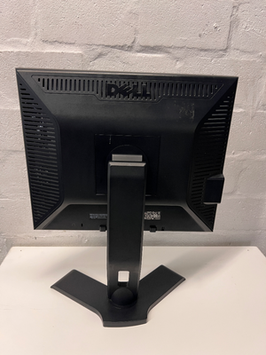 Black Dell Computer Monitor with Stand — Good Working Order - 2ndhandwarehouse.com