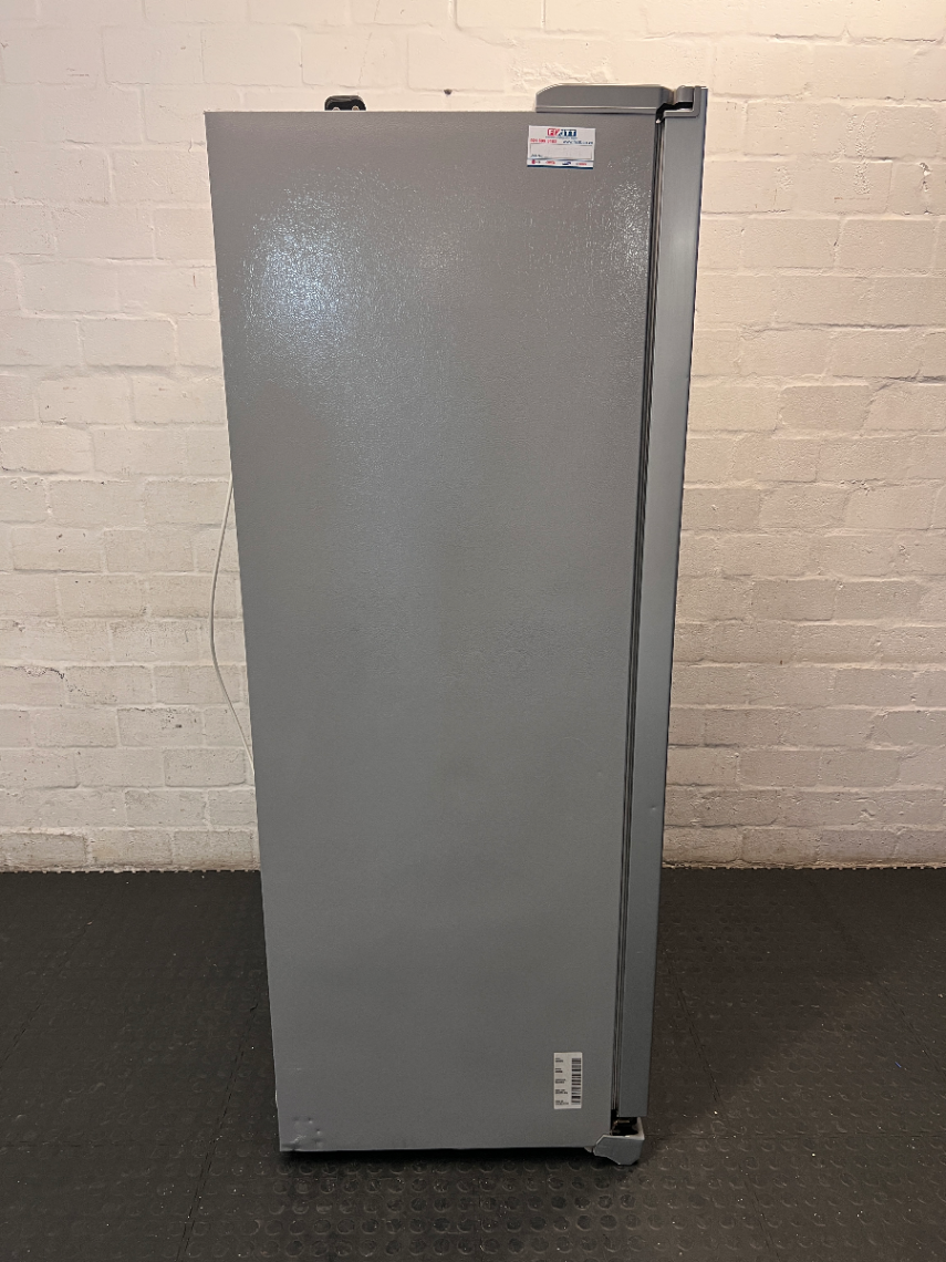 Samsung Grey Side-by-Side Fridge Freezer with Dispenser — Power Fault and Structural Damage