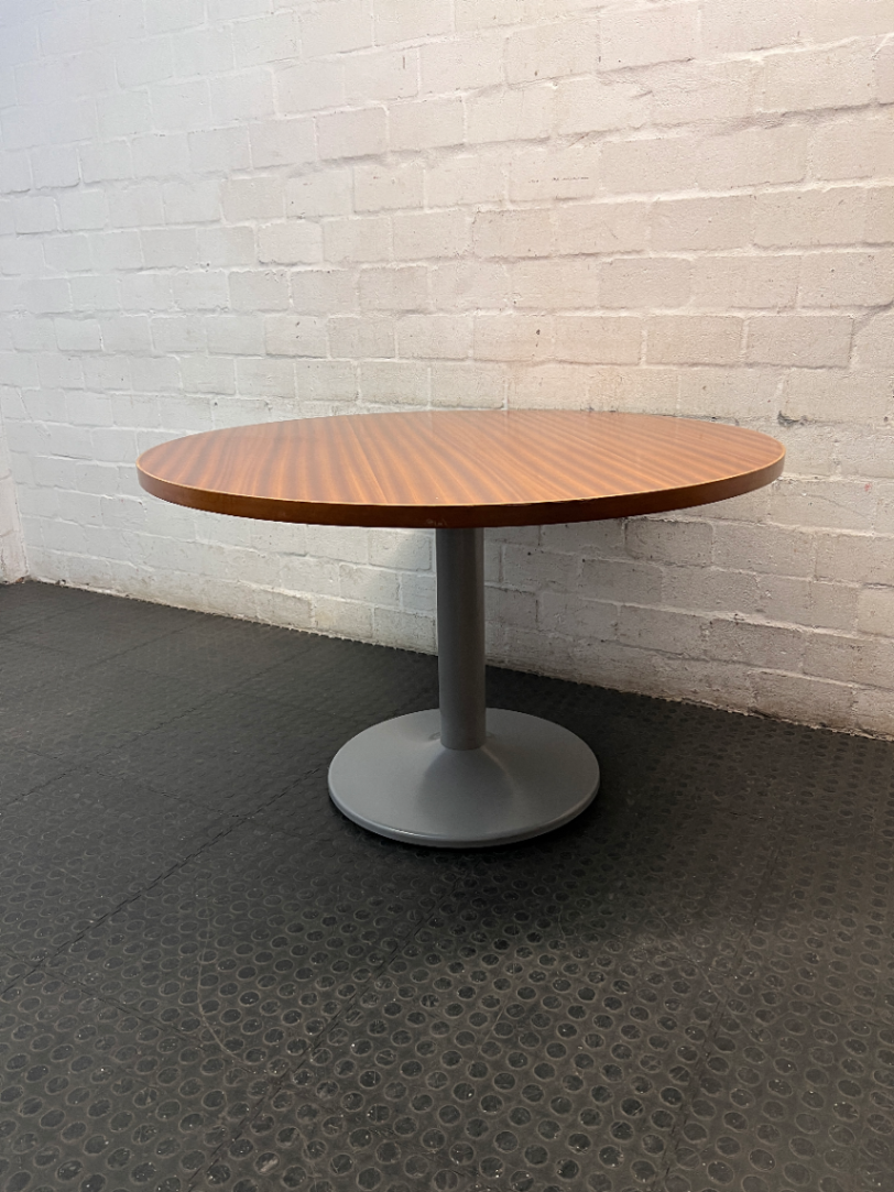 Round Wood Top Table with Metal Pedestal Base — Good Working Order