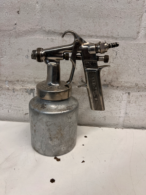 DeVilbiss Metal Pneumatic Spray Gun with Canister — Well Used Condition