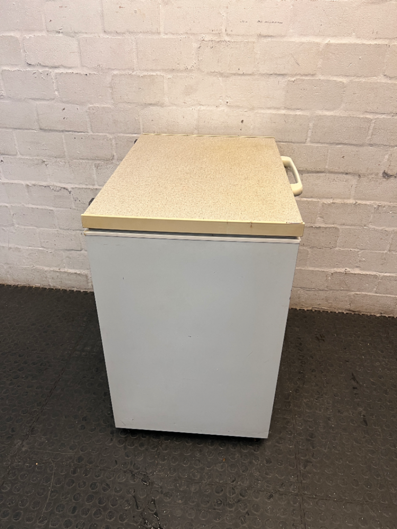 White Chest Freezer with Countertop Lid — Working; Fair Condition