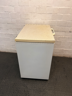 White Chest Freezer with Countertop Lid — Working; Fair Condition