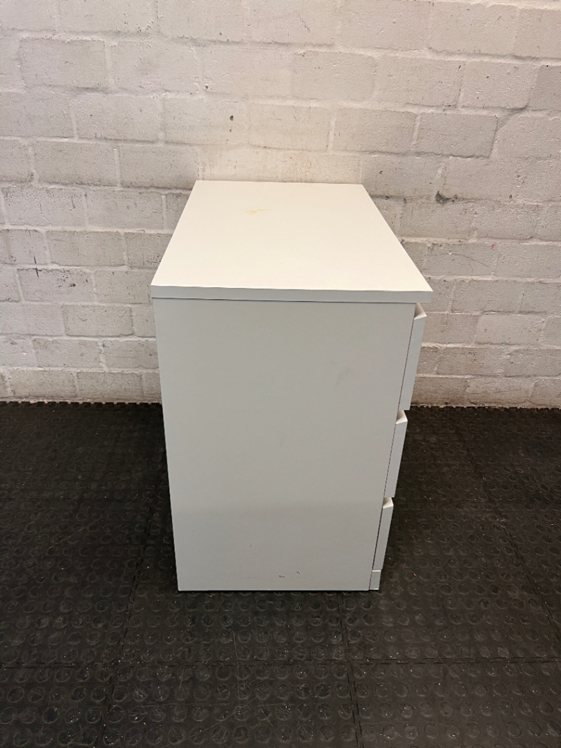 White Modern 3-Drawer Chest — Fair Condition with Surface Marks and Kickplate Crack