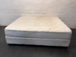 Durapedic Queen Base Set — Visible Wear and Surface Discolouration