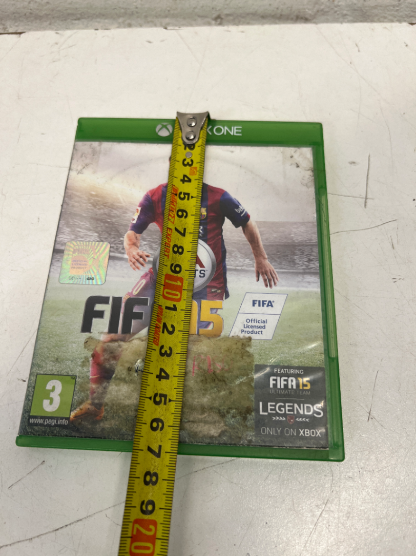 FIFA 15 (Xbox One) - Heavily Scuffed Case Cover - 2ndhandwarehouse.com