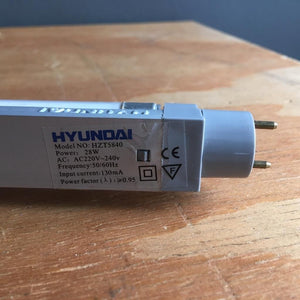 Hyundai 28W T5 Fluorescent Tubes And Fittings (1.2m long) - 2ndhandwarehouse.com