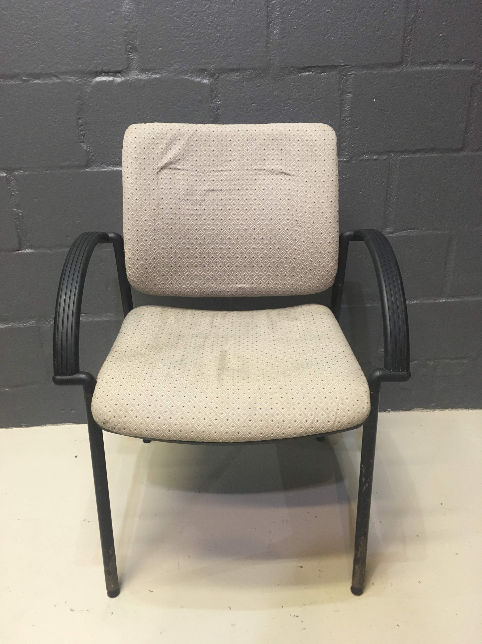 Light Beige Visitors Chair - 2ndhandwarehouse.com