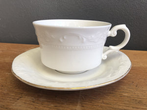 Tea Cup And Saucer With Gold Rim - 2ndhandwarehouse.com